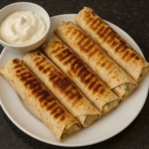 Pizza Paratha / Pizza Wraps (6 Pcs)